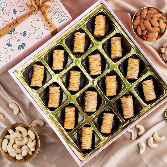 NUTTY PISTACHIO SWIRLS